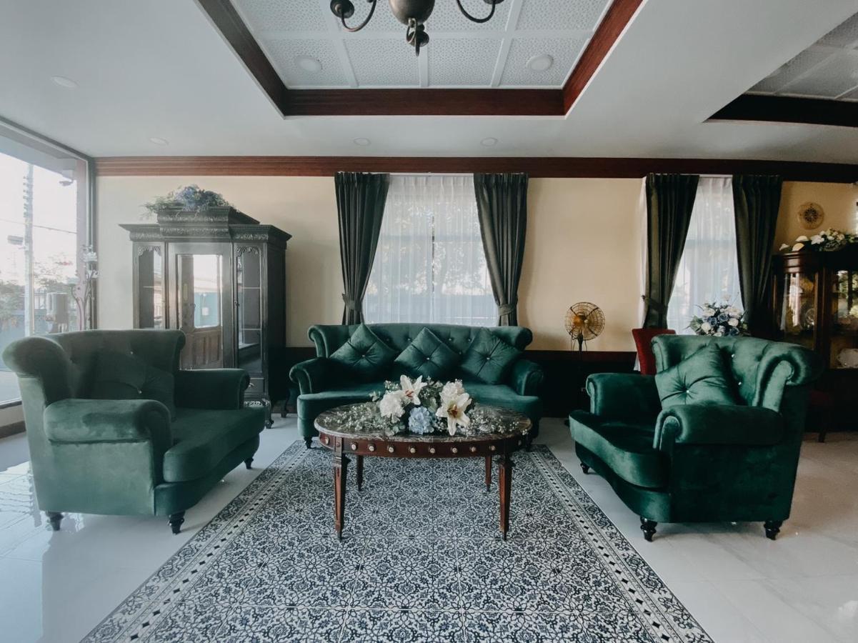 Baan Chao Khun Hotel Ban Khlong Lat Bua Khao Esterno foto