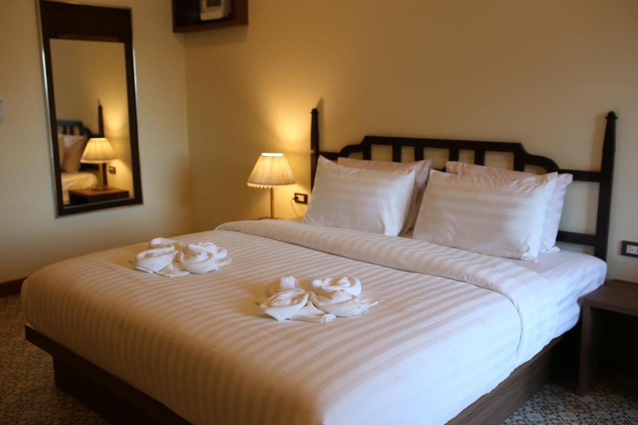 Baan Chao Khun Hotel Ban Khlong Lat Bua Khao Esterno foto